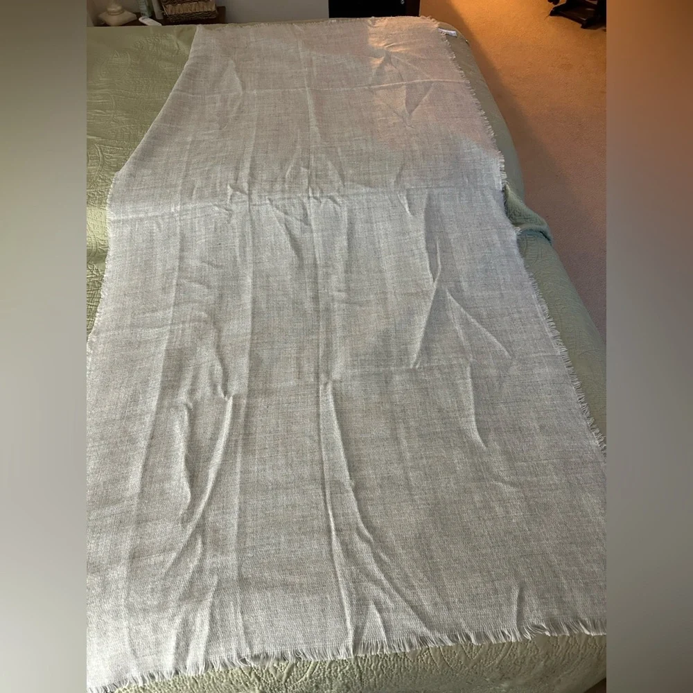 Savida Grey Disc Scarf Rectangle Blanket‎ Wrap Fringe 39 X 74 New with Tags